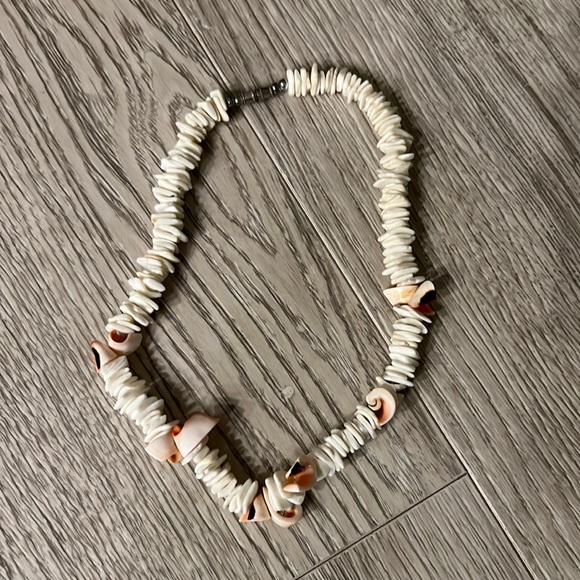 Pooka shell necklace Y2K - Picture 1 of 1
